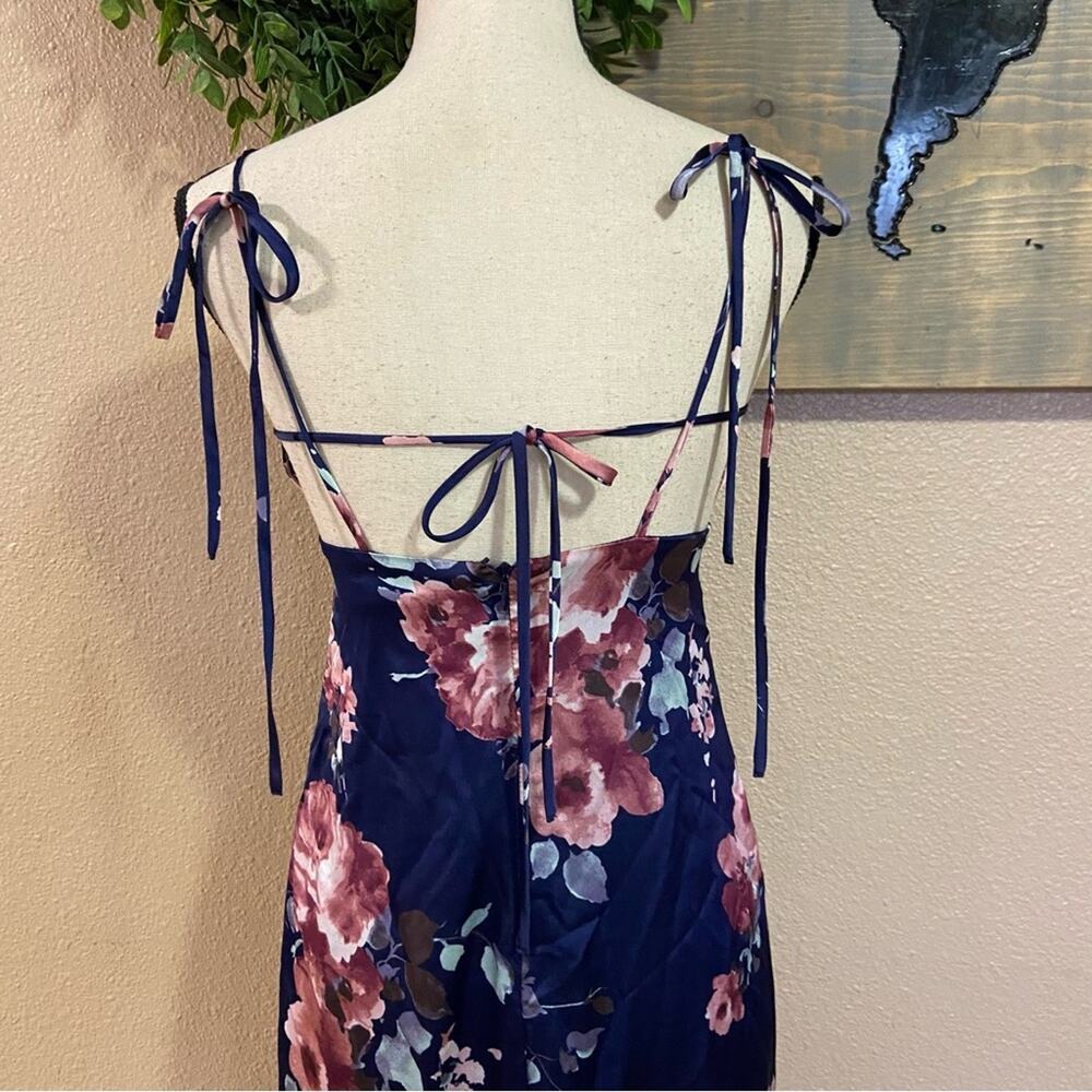 NWOT Lulus Fleur-ty Behavior Navy Blue Floral Satin Tie-Strap Midi Dress - Picture 7 of 11